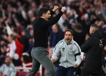 بعد الفوز على بيرنلي كم عدد النقاط التي يحتاجها آرسنال للتتويج بلقب الدوري الإنجليزي