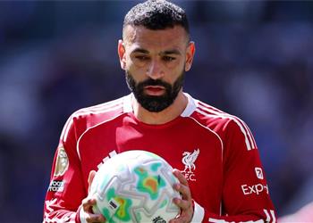 صحفي إنجليزي محمد صلاح استغل سوء علاقته مع سلوت وتصريحاته ليست عفوية