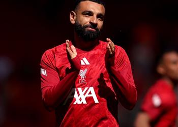 سلوت يبرر مشاركة محمد صلاح أساسي ا أمام برينتفورد في الدوري الإنجليزي