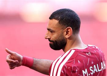 محمد صلاح يضع ليفربول أمام مهمة مستحيلة ولاعب إفريقي يحل الأزمة