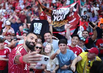 سعره يتخطى 100 مليون يورو ليفربول ينافس باريس سان جيرمان على ضم بديل محمد صلاح