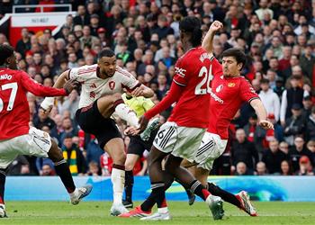 فيديو في غياب محمد صلاح مانشستر يونايتد يقهر ليفربول بصعوبة ويتأهل إلى دوري أبطال أوروبا