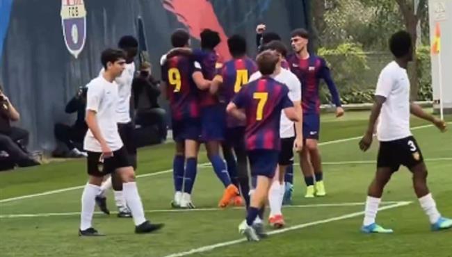 هدف حمزة عبد الكريم الاول في مباراة برشلونة ومونت كارلو بالدوري الإسباني للشباب
