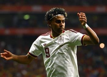 لامين يامال دعوت ألا أغيب عن كأس العالم وأحلم بالفوز به