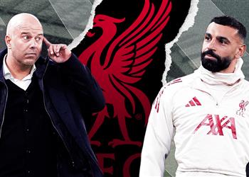 صحيفة هولندية تحمل محمد صلاح مسؤولية رحيل سلوت عن ليفربول