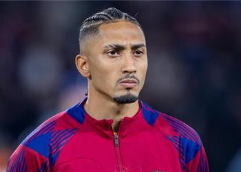 موقف برشلونة من اهتمام الدوري السعودي بضم رافينها