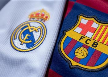 حكم مباراة الكلاسيكو بين ريال مدريد وبرشلونة في الدوري الإسباني