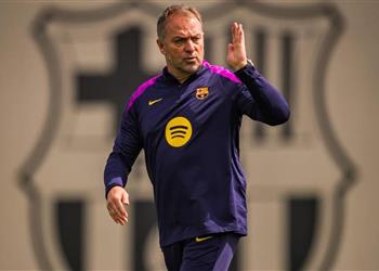 ثنائي برشلونة يؤرق ذهن هانز فليك قبل مباراة الكلاسيكو أمام ريال مدريد