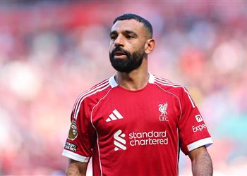 محمد صلاح يتلقى هدية خاصة بعد تعادل ليفربول أمام تشيلسي في الدوري الإنجليزي
