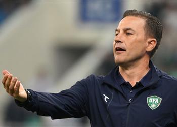 كانافارو يرد على صور التفتيش المهين مع منتخب أوزبكستان في أمريكا