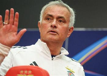 ريال مدريد يعلن التعاقد مع مورينيو
