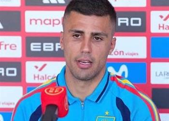 رودري ينهي الجدل حول انتقاله إلى ريال مدريد ويؤكد سأستبدل الكرة الذهبية بـ كأس العالم