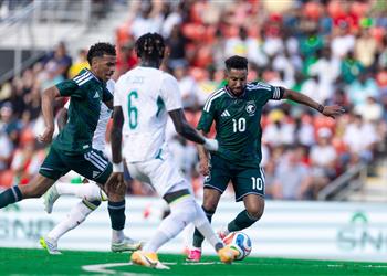 موعد والقنوات الناقلة لمباراة السعودية وأوروجواي اليوم في كأس العالم والمعلقين