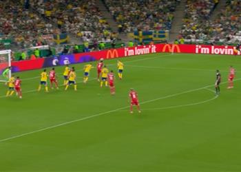 فيديو عمر الرقيق يسجل هدف تونس الأول أمام السويد في كأس العالم