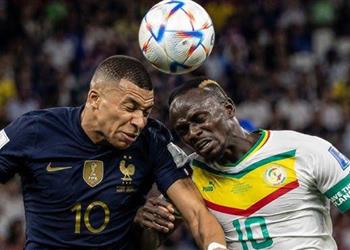 معلقون مباراة فرنسا والسنغال اليوم في كأس العالم