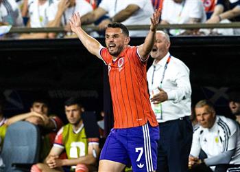 لاعب اسكتلندا الحكم ظلمنا والمغرب أفلت من العقوبة