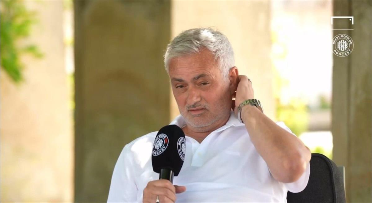 مساحات نيوز : مورينيو: كأس العالم لا يعجبني بسبب من يخسر بالخمسة.. وأريد الهزيمة للاعبي ريال مدريد 