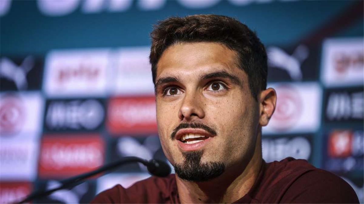 الصالح سبورت : نيتو يوضح حقيقة خلاف لاعبي البرتغال مع رونالدو 