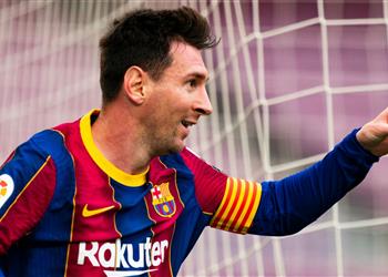 هل يواجه ليونيل ميسي برشلونة قبل انطلاق الموسم الجديد