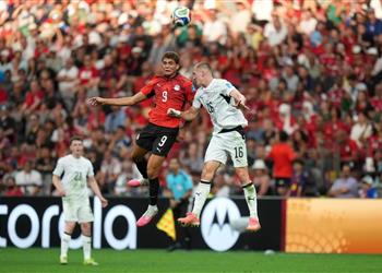 بعد انضمامه لبرشلونة واستدعائه لكأس العالم حمزة عبد الكريم يتخطى محمد صلاح