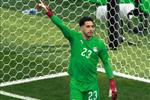 ناديان في الدوري الإنجليزي يتنافسان على ضم مصطفى شوبير