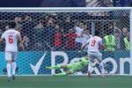 فيديو | مصطفى شوبير يتألق ويتصدى لركلة جزاء أمام إيران في كأس العالم