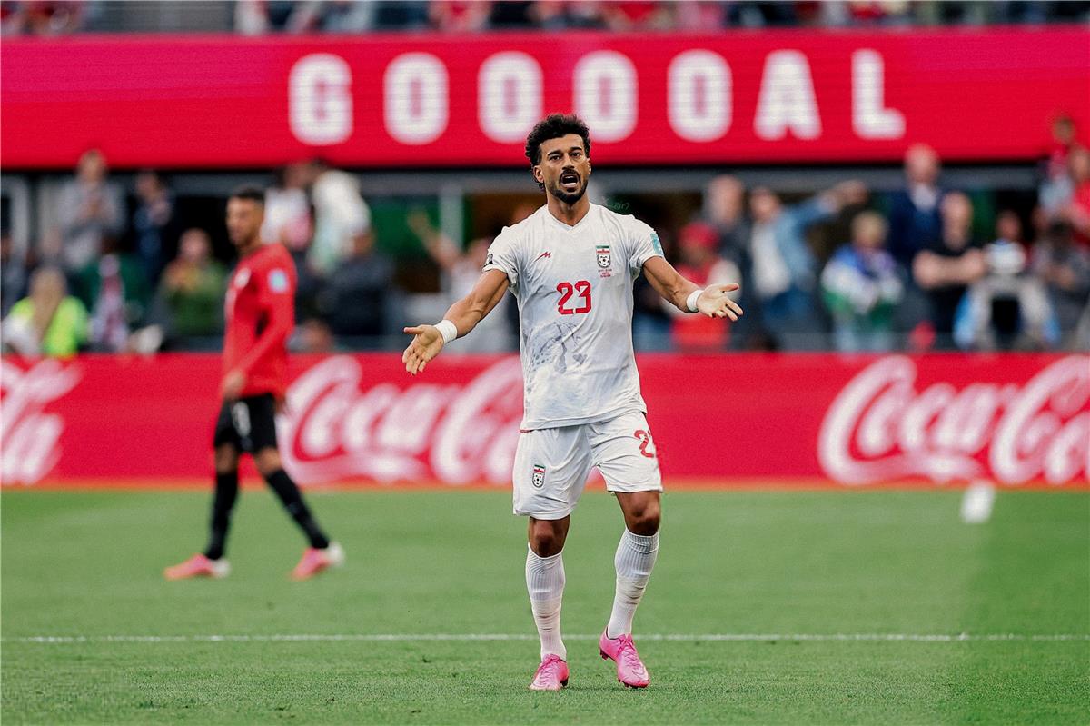 موقع الملاعب : نجم إيران باكيًا: كنا مستعدين للفوز أمام مصر.. ورد فعل لاعبيهم يدل على صعوبة مواجهتنا 