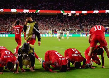 شوبير يكشف موقف الأهلي من ضم نجم منتخب الأردن