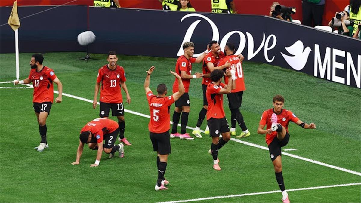 حارس أستراليا السابق: أشعر بالخطورة من لاعب واحد بمنتخب مصر.. وركلات الجزاء ستحسم المواجهة 