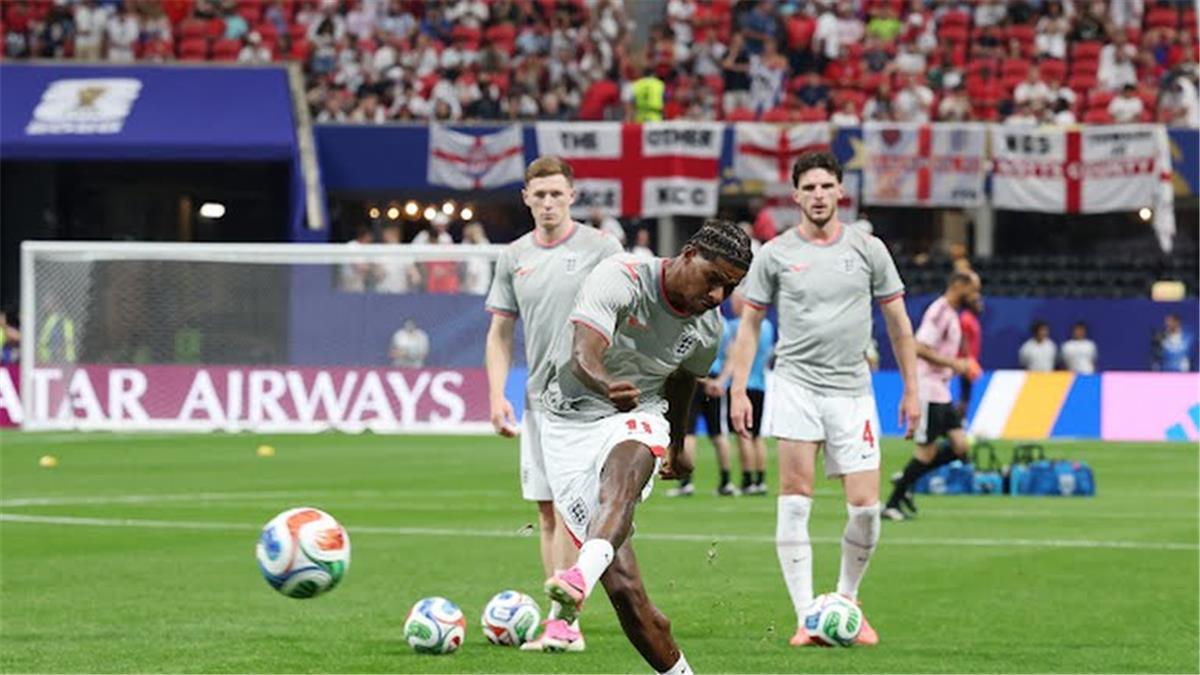 الصالح سبورت : ديلي ميل: إصابة لاعب إنجلترا أمام الكونغو الديمقراطية في كأس العالم