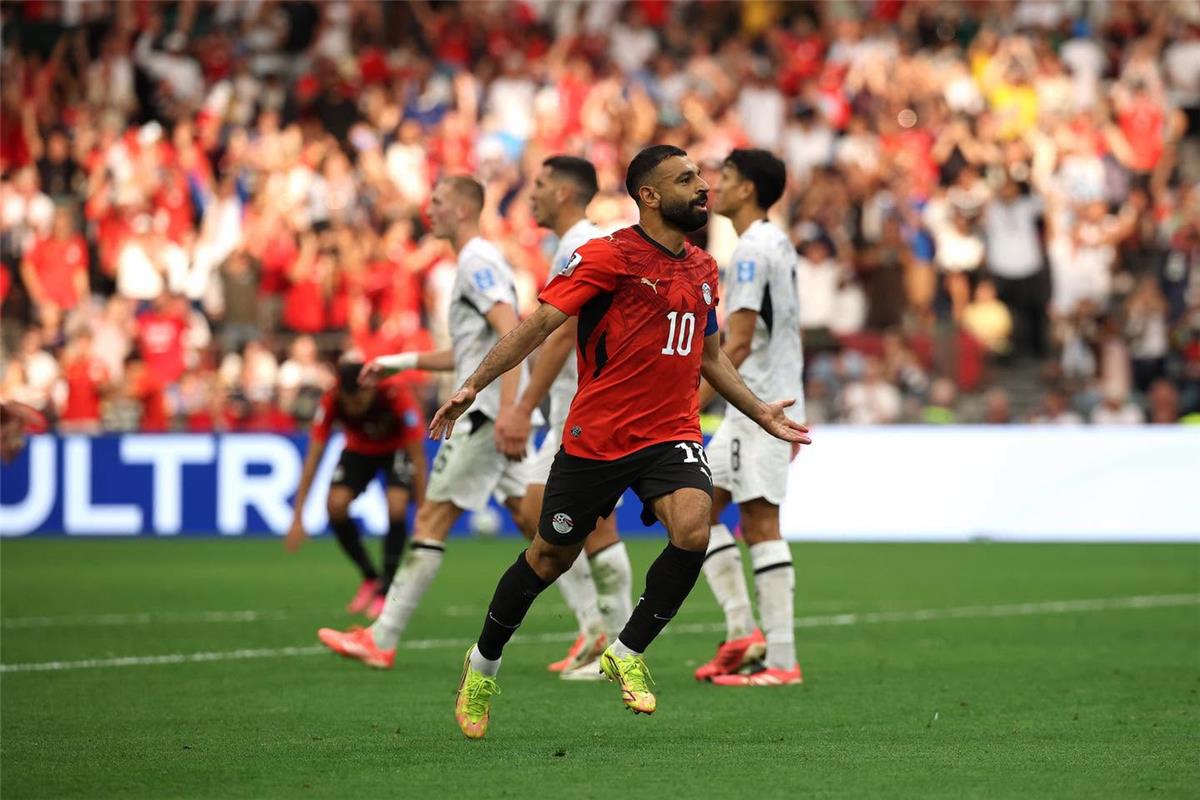 محمد صلاح يقدم وعدًا للجماهير المصرية بعد العودة من كأس العالم.. ويصرح: عارف إنكم زعلانين 