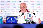 دي لا فوينتي يتغنى بـ ميسي بعد أدائه مع الأرجنتين في كأس العالم