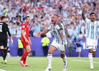 فيديو أسيست ميسي ماك أليستر يسجل هدف الأرجنتين الأول أمام سويسرا