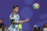 ميسي يتغزل في لاعب الأرجنتين.. ويعلق على مواجهة إنجلترا بكأس العالم