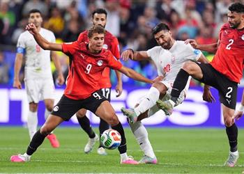 فيديو حمزة عبد الكريم يصل برشلونة لبدء تحضيرات الموسم الجديد