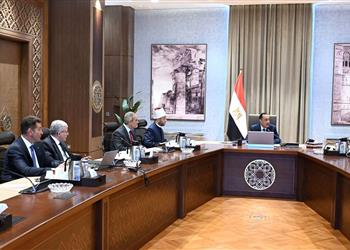 رئيس الوزراء يناقش أزمة أرض الزمالك التابعة للأوقاف وتوجيهات بالوصول إلى حل نهائي
