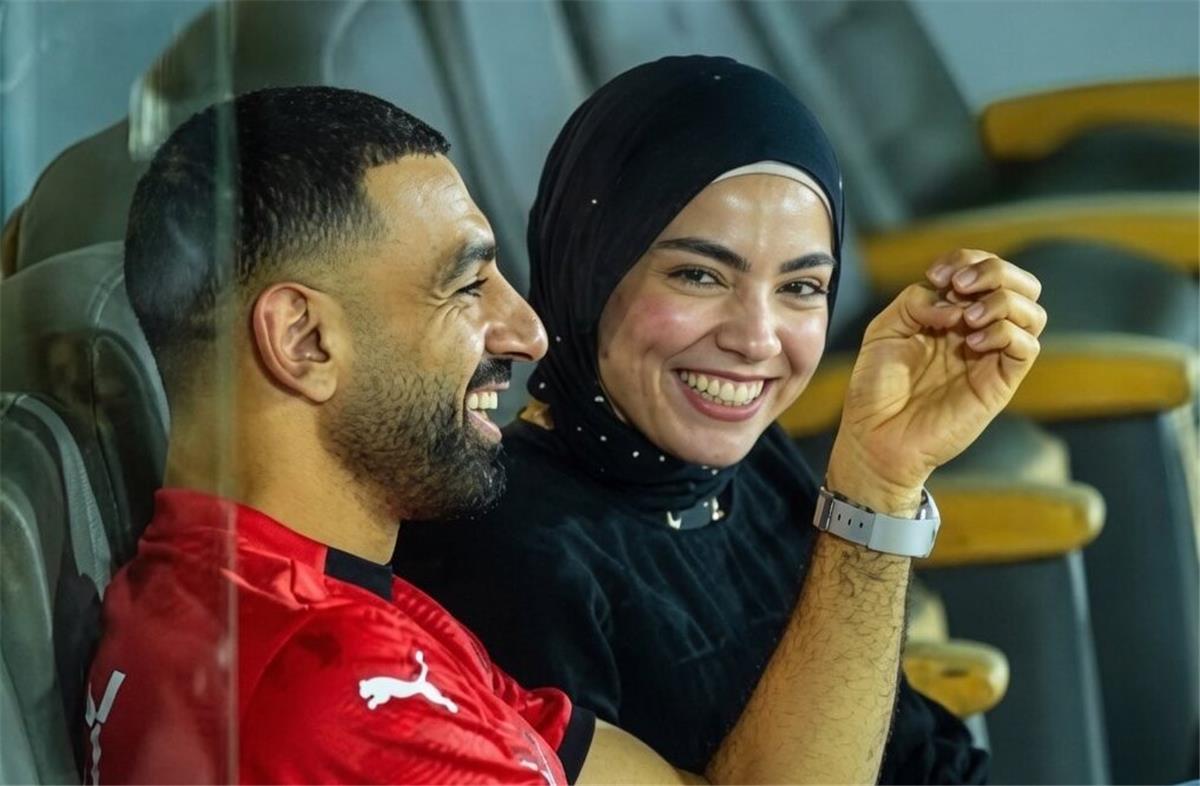تمت بنسبة 95%.. زوجة محمد صلاح تحسم وجهته القادمة 