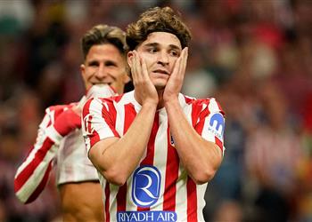 برشلونة يتخذ موقف ا بعد هجوم أتلتيكو مدريد الجديد بسبب ألفاريز