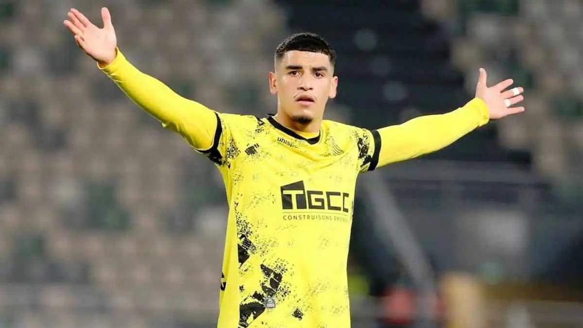 المغرب الفاسي يُعلن عبر بطولات انتقال بنجديدة إلى الأهلي