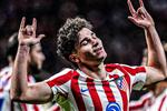 تمهيدًا لرحيله إلى برشلونة.. أتلتيكو مدريد يحدد بديل جوليان ألفاريز