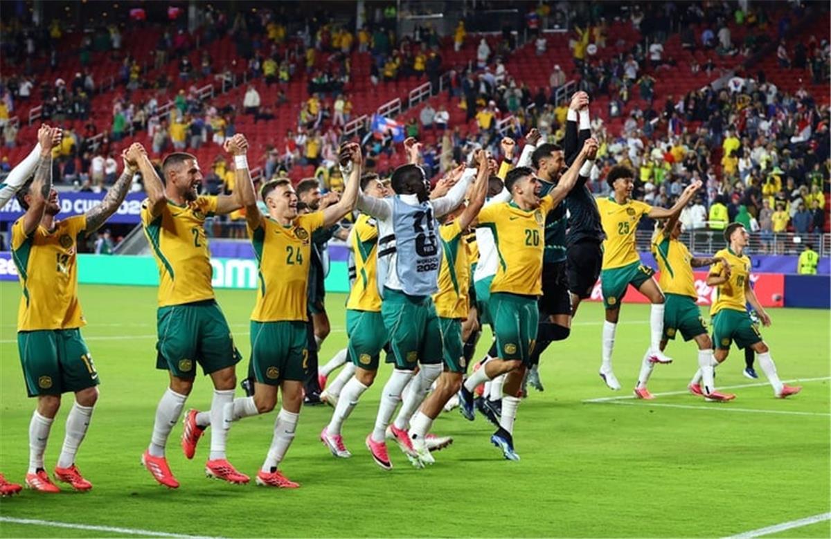 مدرب أستراليا: سنواجه منتخب مصر وليس مرموش وصلاح فقط 