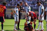 أوتامندي يسخر من لاعب إسبانيا بعد نهائي كأس العالم: كنت تبكي طوال الأسبوع