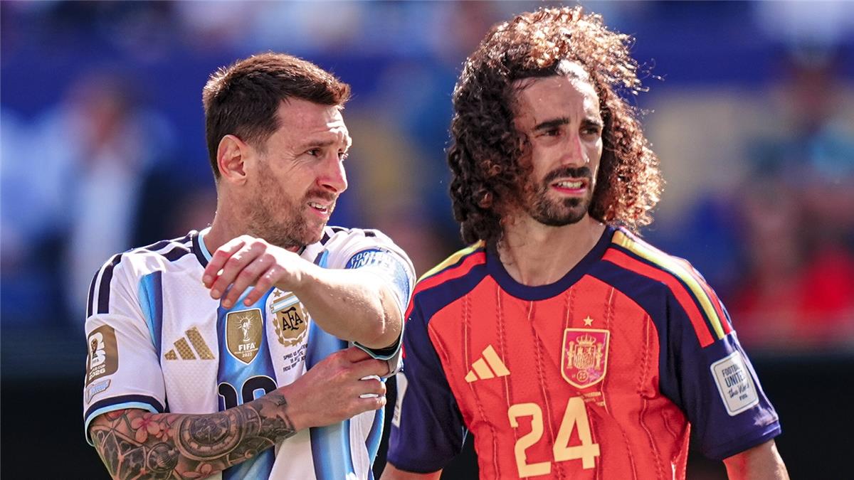 كوكوريلا يسخر من ميسي بعد فوز إسبانيا على الأرجنتين في نهائي كأس العالم 