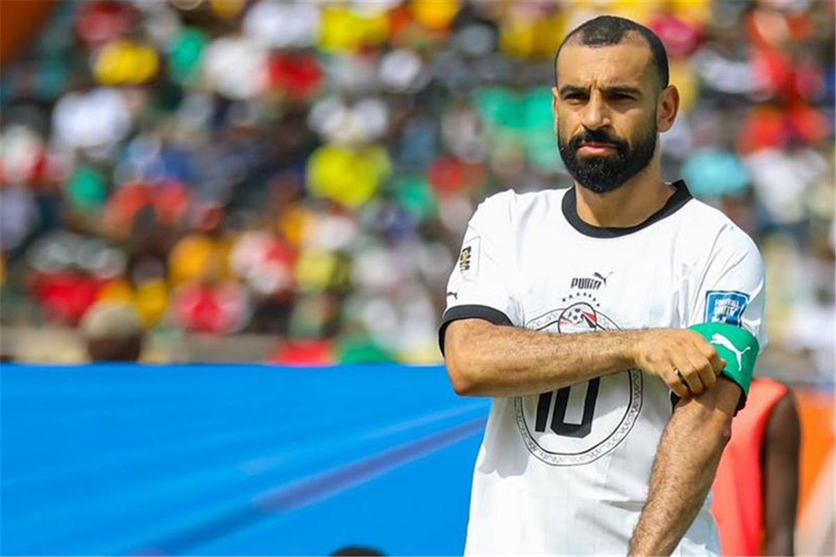 تقارير: تدخل رئاسي لإتمام انتقال محمد صلاح إلى بشكتاش 
