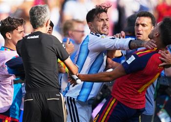 مستشهد ا بـ محمد صلاح الاتحاد الأرجنتيني يستعد للرد على اتهامات المجاملات التحكيمية في كأس العالم