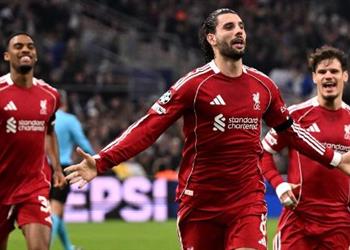 بعد سوبوسلاي ليفربول يجدد عقد لاعبه
