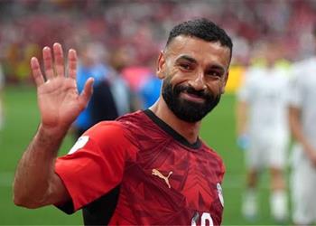 تشكيل أفضل اللاعبين المتاحين مجانا في سوق الانتقالات موقف محمد صلاح