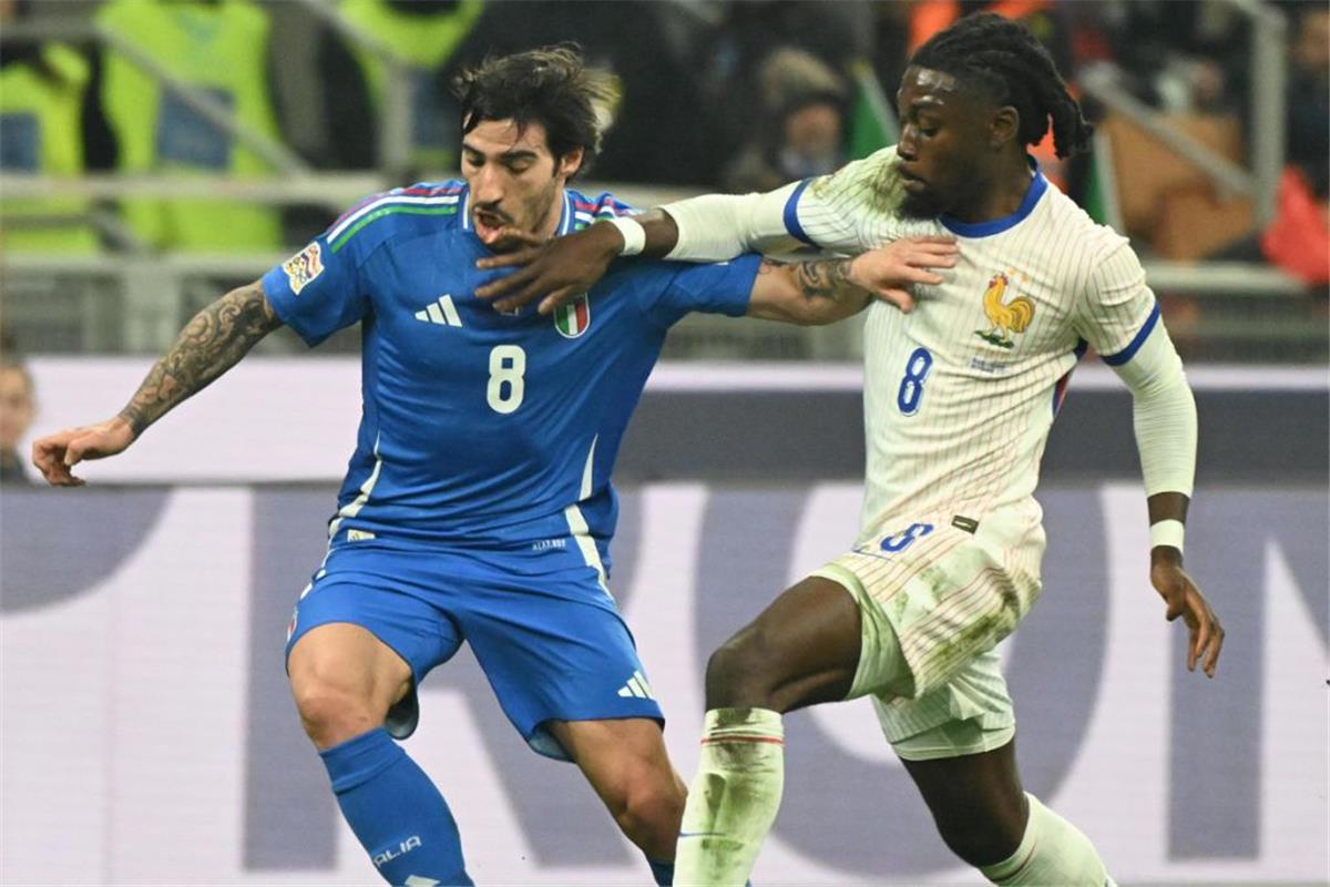 بعد رفض جوارديولا وأنشيلوتي.. الاتحاد الإيطالي يستعين بأحد نجوم الجيل الذهبي لتدريب المنتخب 