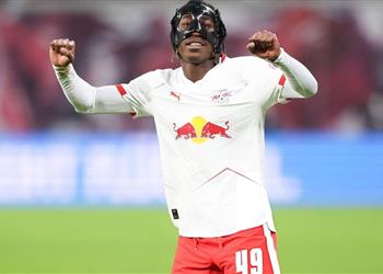 حال ضمهما ديوماندي ورودري يطيحان بلاعب من صفوف ريال مدريد