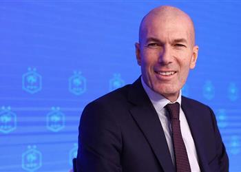 رسمي ا زين الدين زيدان مدير ا فني ا لـ منتخب فرنسا